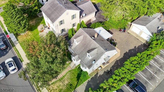 Building Photo - 27 Harrison Ave