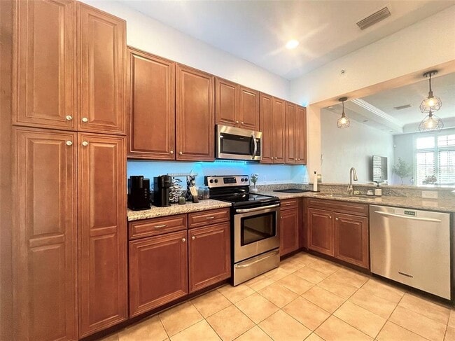 Building Photo - 2218 Soho Bay Ct