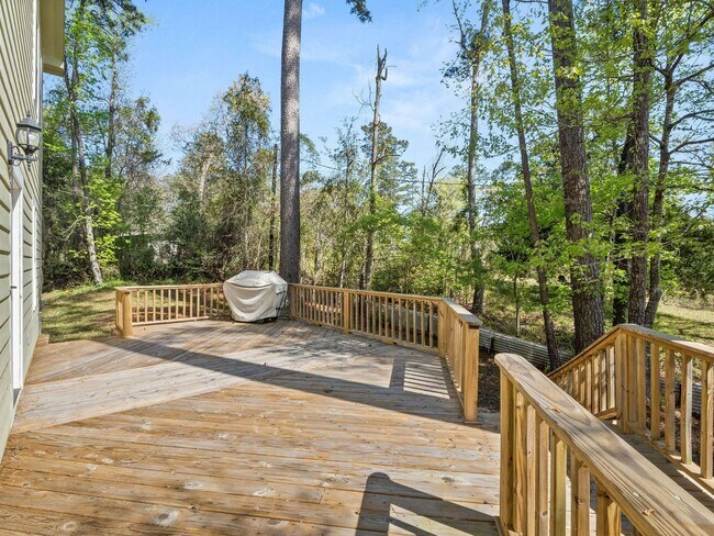 Building Photo - 652 Emory Landing Rd