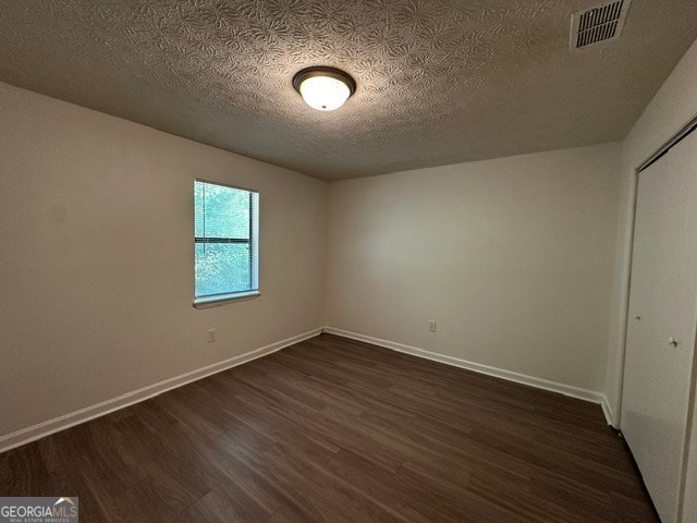 Building Photo - 121 Lake Dr