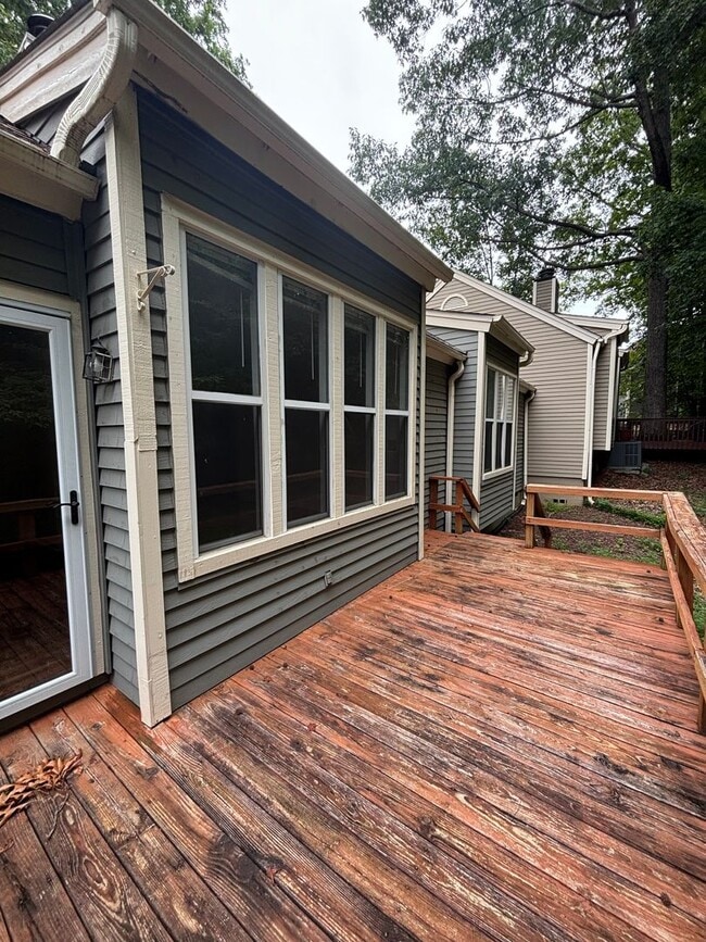 Building Photo - Great condo, GREAT PRICE! APPLY NOW!!