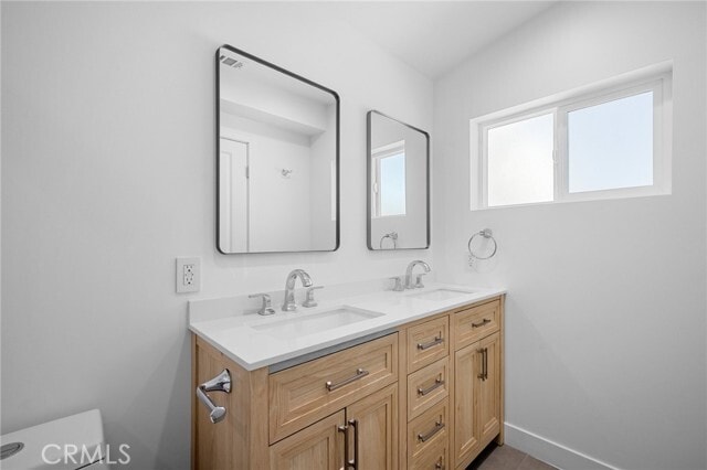 Building Photo - 6829 Agnes Ave