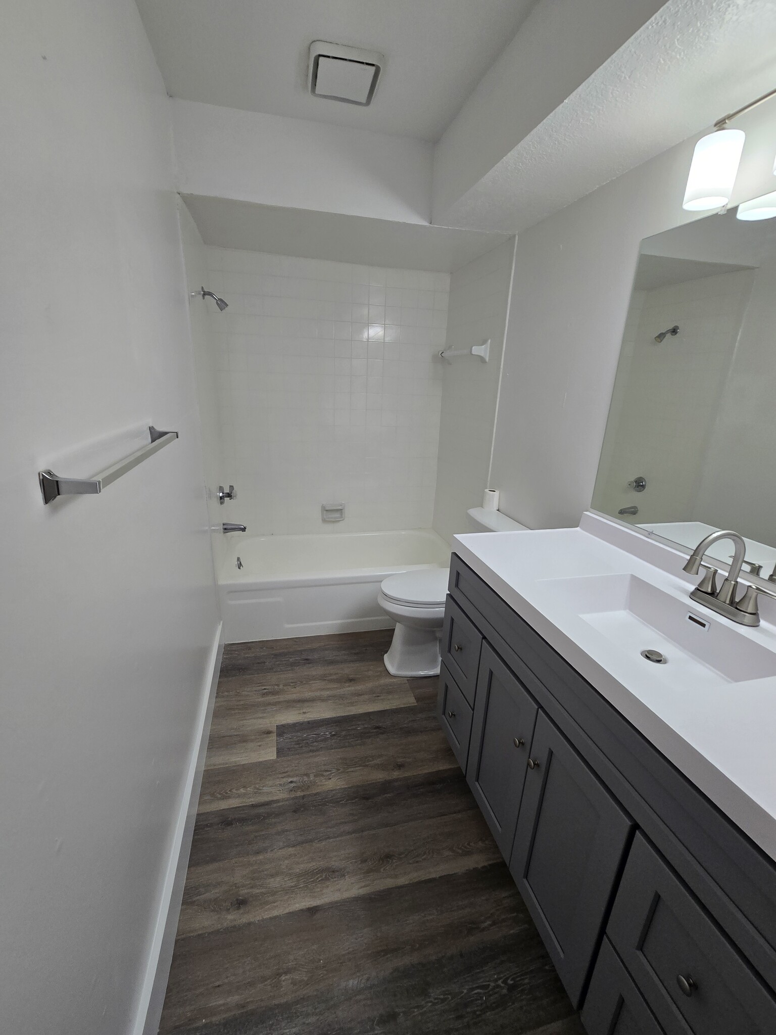 Building Photo - 6382 S 80th East Ave