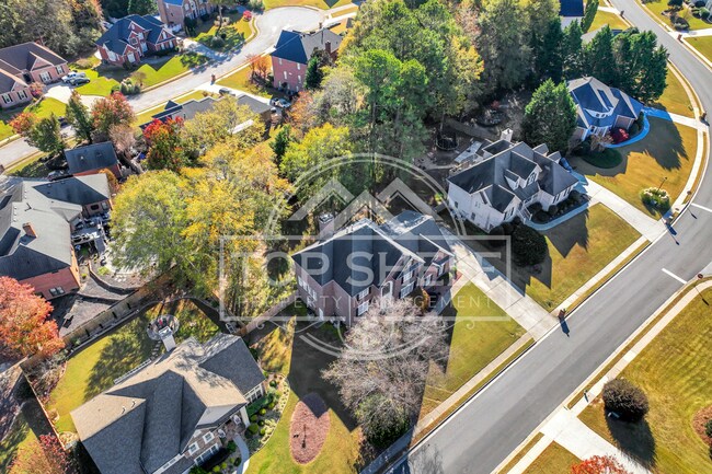 Building Photo - 127 Tara Blvd