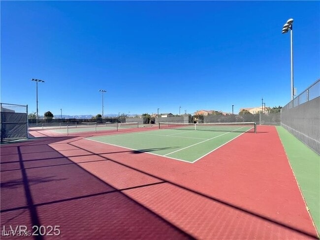 Building Photo - 2117 Thames View St