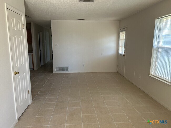 Building Photo - 5305 Morning Glen Ln