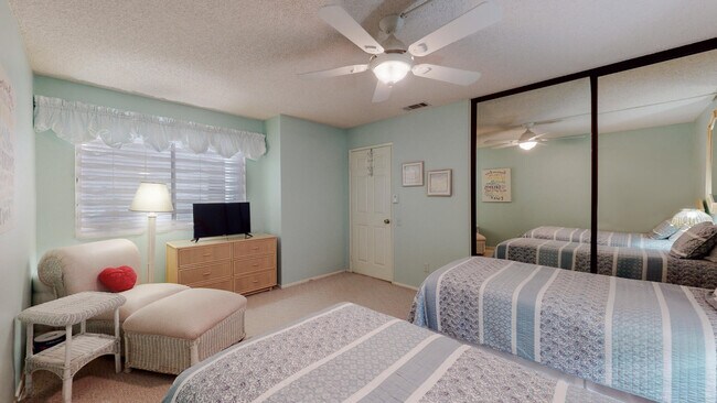 Building Photo - 38960 Kilimanjaro Dr