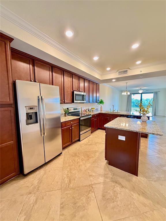 Building Photo - 17118 Vardon Ter