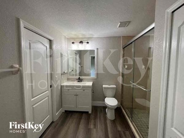 Building Photo - 2670 Denicke St