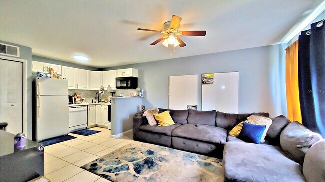 Building Photo - 4772 Walden Cir
