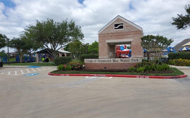Building Photo - 13107 Split Creek Ln