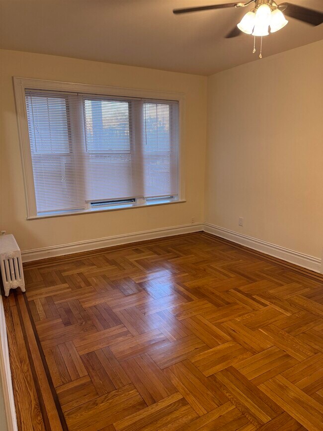 Building Photo - 873 Avenue C