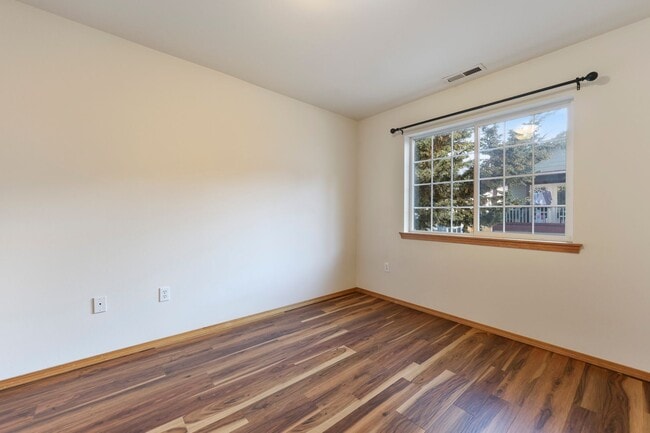 Building Photo - Charming 4-Bedroom Home on Tumwater Hill –...