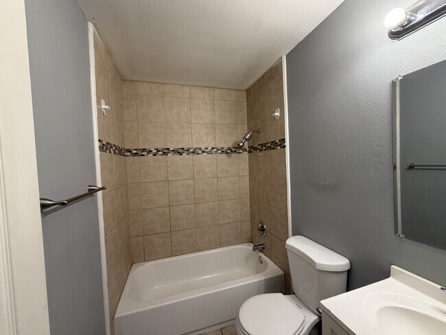 Building Photo - 2312 15th St