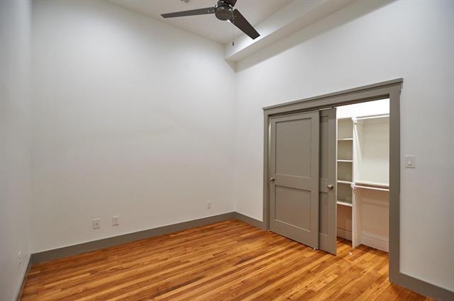 Building Photo - 200 W Brown St