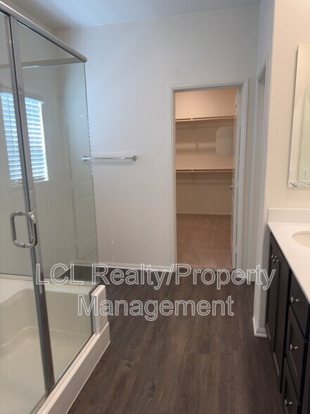 Building Photo - 26808 Baneberry Ct