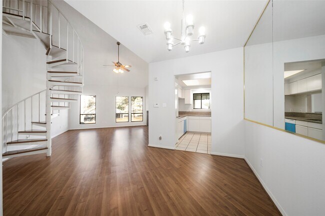 Building Photo - 4144 Greystone Way