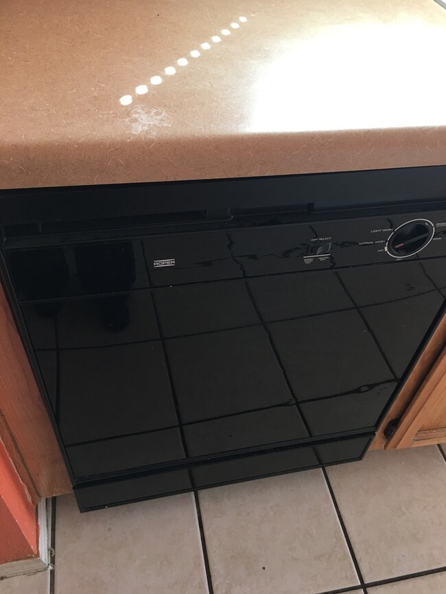 Building Photo - Beautiful house near Loop 375 and Edgemere