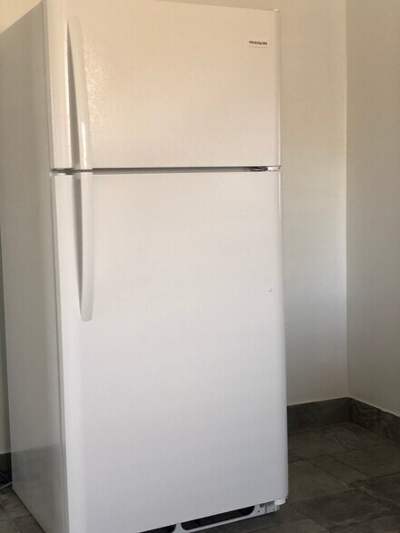 New Refrigerator with Ice Maker - 5727 S Corning Ave
