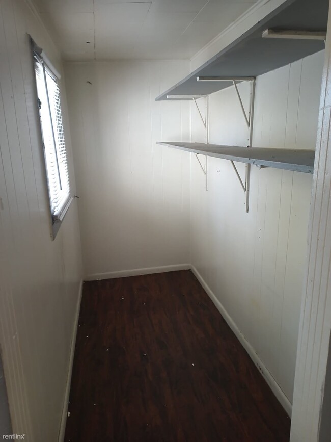 Building Photo - 1 br, 1 bath Duplex - 317 South Roosevelt ...