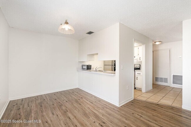 Building Photo - 228 San Paulo Cir