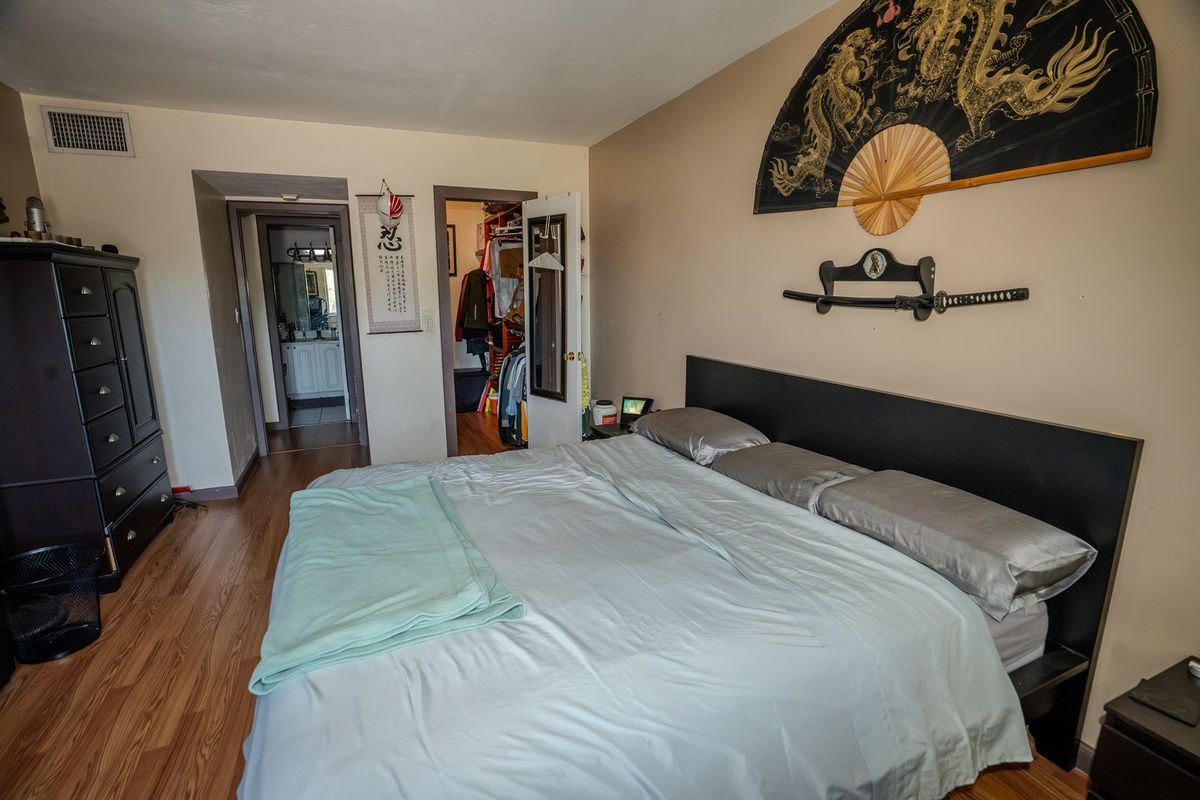 Building Photo - 13917 SW 90th Ave