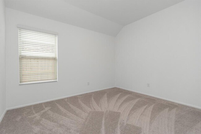 Building Photo - 2916 Cordova Hl Dr