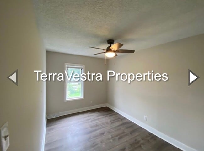 Building Photo - Recently Renovated 3 Bed in Millville!