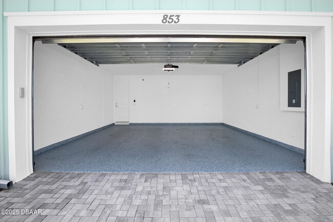 Building Photo - 853 Bama Breeze Dr