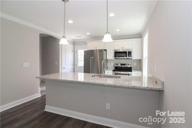 Building Photo - 3973 Newhall Dr NW