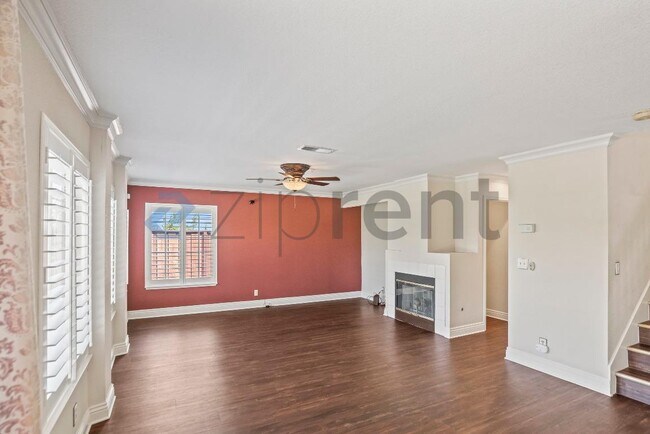 Building Photo - 1366 Jayhawk Ln