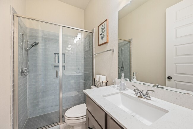 Building Photo - 2106 Stargrass Dr