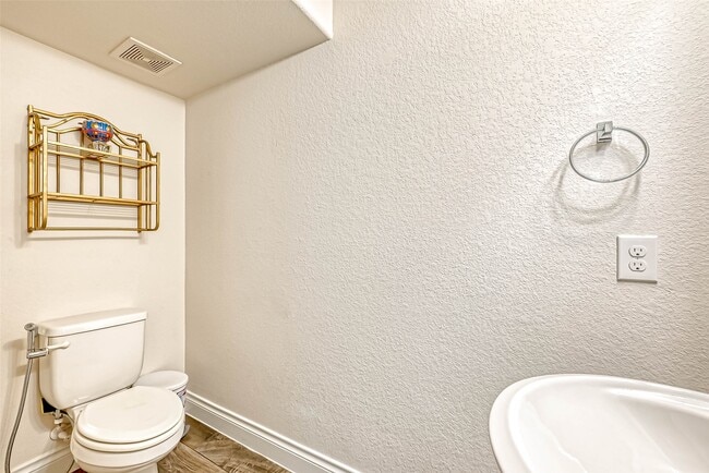 Building Photo - 2337 Mayfield Trail Ct