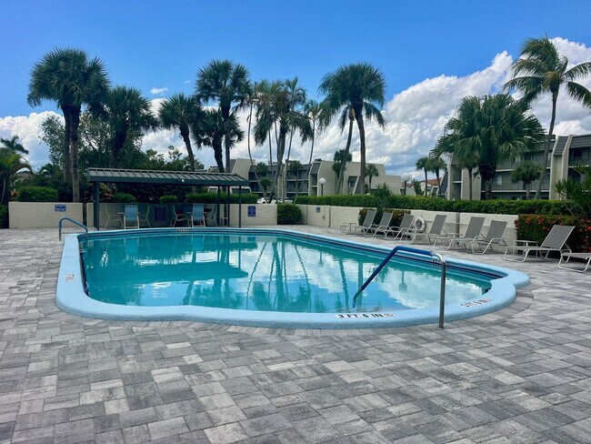 Building Photo - 4090 Tivoli Ct