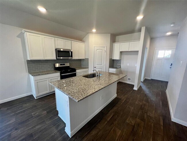 Building Photo - 316 Abbey Ln