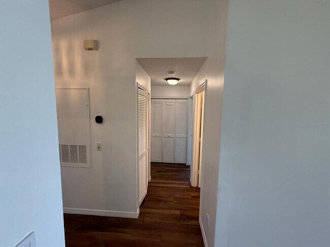 Building Photo - 13531 Summerton Dr