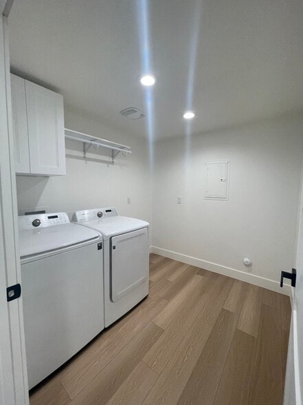 Building Photo - 517 S 2420 W
