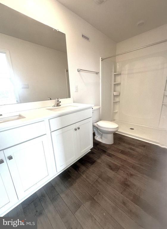 Building Photo - 121 Mazzeo Dr