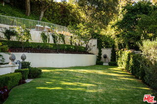 Building Photo - 10950 Bellagio Rd