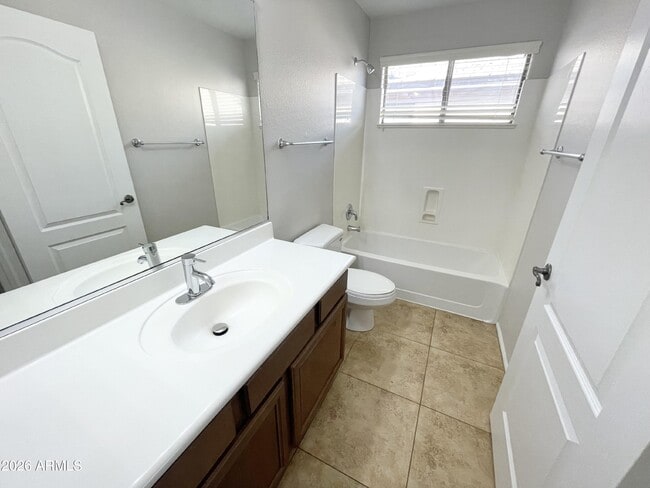 Building Photo - 42495 Chambers Dr