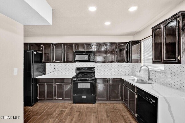 Building Photo - 14208 Bailee Point Ln