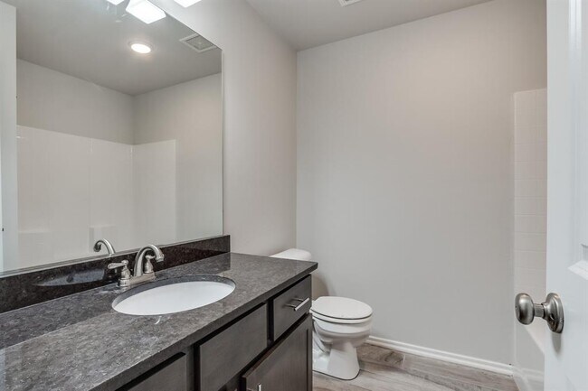 Building Photo - 13321 Beaumont Dr