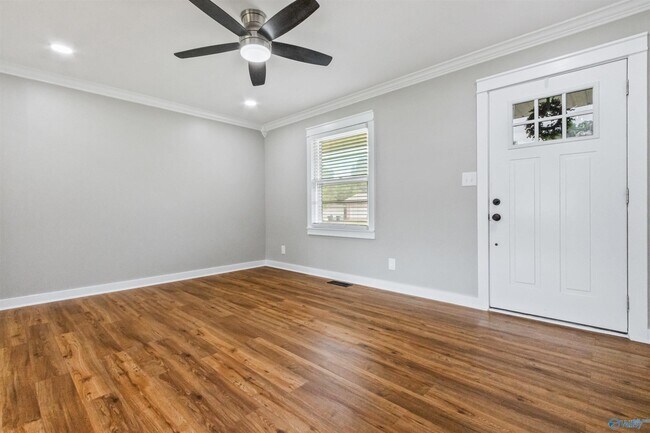 Building Photo - 4301 Richardson Dr NW