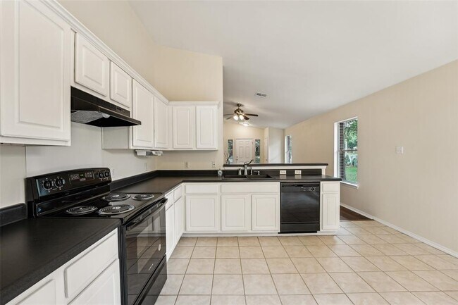 Building Photo - 11201 Canterbury Tales Ln