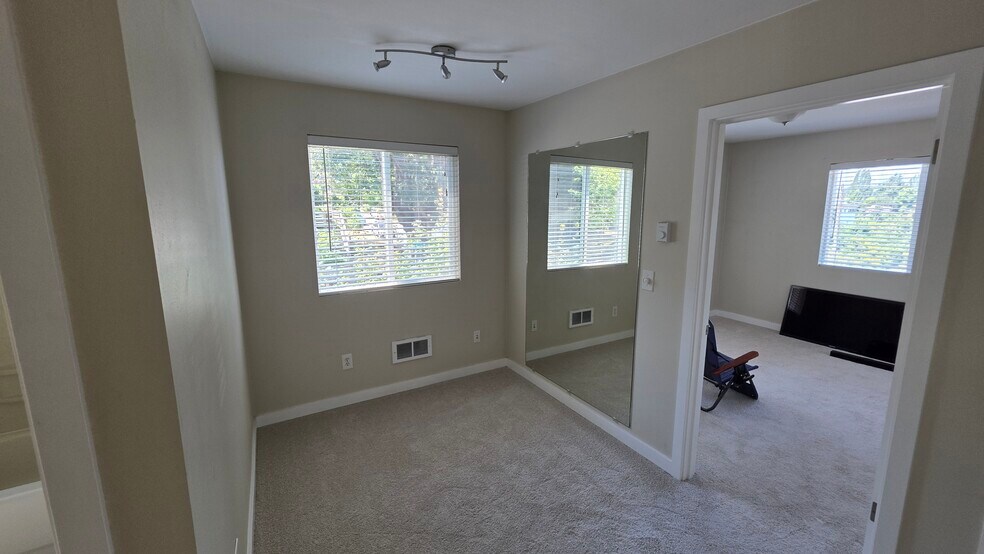 Building Photo - 6216 Linden Ave N