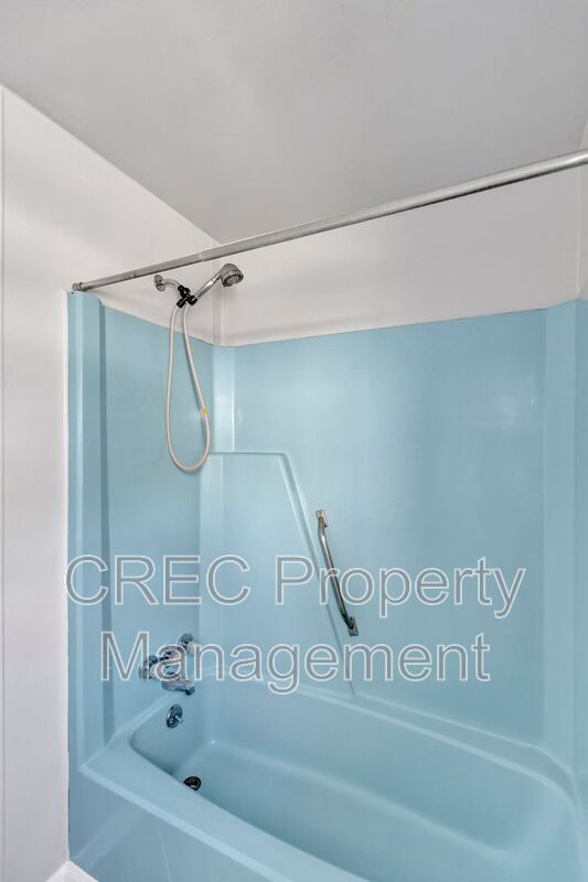 Building Photo - 848 Savage Rd