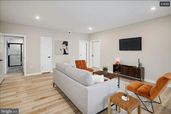 Building Photo - 3712 Midvale Ave