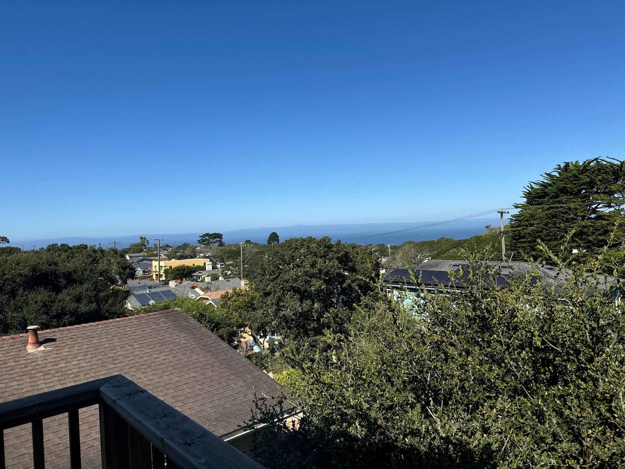 Ocean Views - 746 Newton St