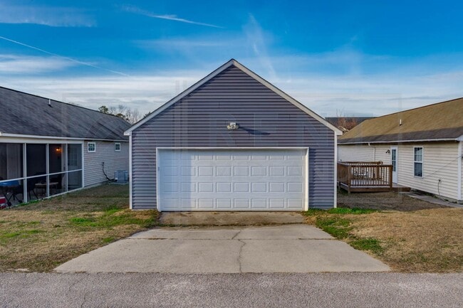Building Photo - Available Now: Updated 3 Bedroom with Garage!