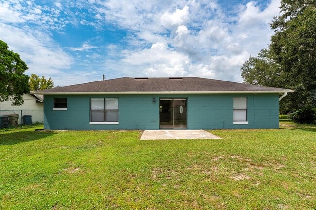 Building Photo - 913 San Rafael Way